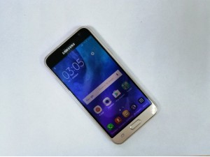 Мобильный телефон Samsung J3 2016 8GB