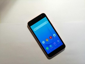 Мобильный телефон Samsung J2 Core