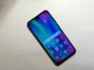 Мобильный телефон Honor 10 Lite 3/32GB