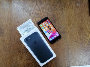 Мобильный телефон iPhone 7 32GB