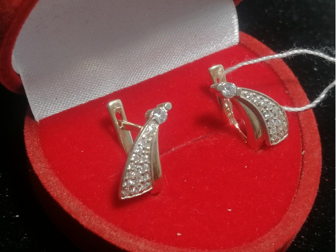 Серьги золотые