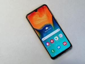 Мобильный телефон Samsung Galaxy A30 32GB