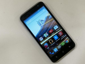 Мобильный телефон ARCHOS 50c neon