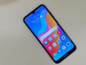 Мобильный телефон Honor 8А 2/32GB