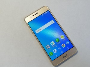 Мобильный телефон ASUS zenfone3 max