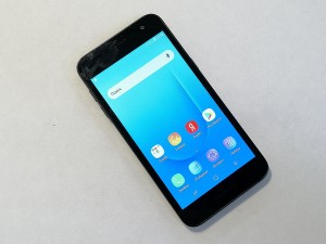Мобильный телефон Samsung Galaxy J2 Core