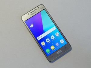 Мобильный телефон Samsung Galaxy J2 Core 2018