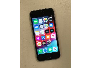 Мобильный телефон iPhone 5s