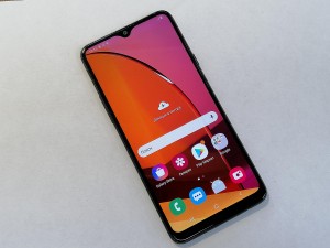 Мобильный телефон Samsung a20s 3/32GB