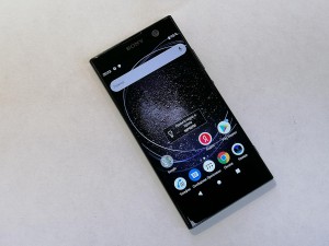 Мобильный телефон Sony Xperia L2