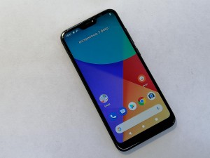 Мобильный телефон Xiaomi Mi A2 lite