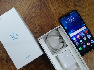 Мобильный телефон Honor 10 64GB