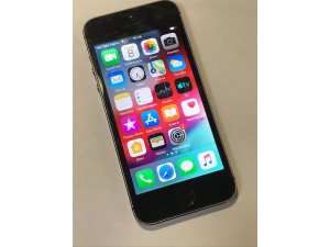 Мобильный телефон iPhone 5s
