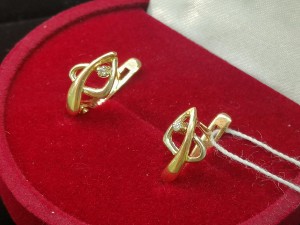 Серьги золотые