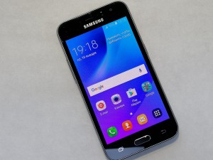 Мобильный телефон Samsung j1 2016 16GB