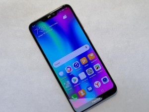 Мобильный телефон Honor 8с 3/32GB