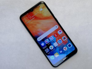 Мобильный телефон Huawei y7 2019 32GB