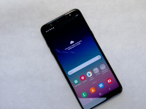 Мобильный телефон Samsung a6+ 3/32GB