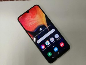 Мобильный телефон Samsung A50 4/64GB