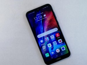 Мобильный телефон Honor 8S 2/32GB