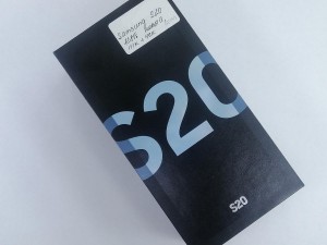 Мобильный телефон Samsung S20 128 Гб
