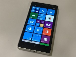 Мобильный телефон Nokia  930 2/32Гб
