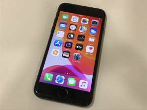 Мобильный телефон iPhone 7 32gb