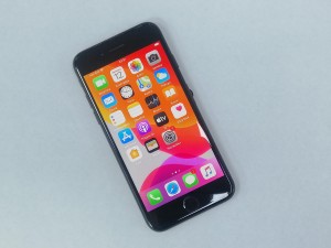 Мобильный телефон iPhone 7 256GB