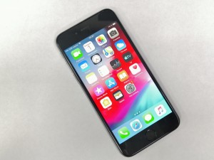 Мобильный телефон iPhone 6 32GB