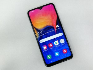 Мобильный телефон Samsung а10 2/32GB