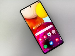 Мобильный телефон Samsung а71 6/128GB