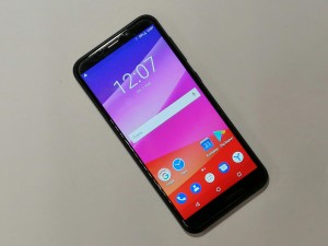 Мобильный телефон Jinga joy 1/16GB