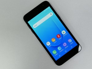 Мобильный телефон Samsung J2 Core