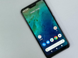 Мобильный телефон Xiaomi mi a2 lite 32GB