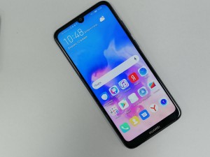 Мобильный телефон Huawei y6 2019 32GB