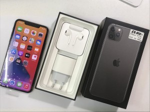 Мобильный телефон iPhone 11 pro max 64gb 