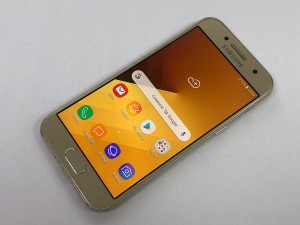 Мобильный телефон Samsung A3 16GB