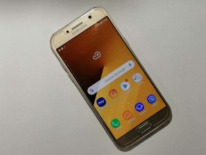 Мобильный телефон Samsung А5 2017 3/16GB