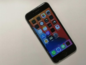 Мобильный телефон iPhone 7 32GB
