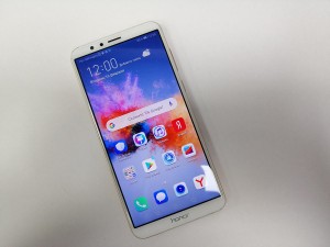 Мобильный телефон Honor 7х 4/64GB