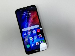 Мобильный телефон Honor 8s 32GB