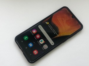 Мобильный телефон Samsung A50 64GB