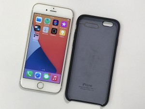 Мобильный телефон iPhone 6S 64 Гб