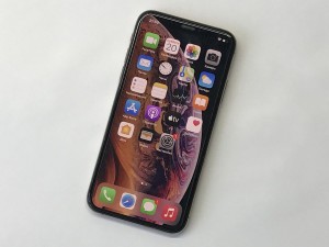 Мобильный телефон iPhone XS 64gb