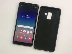 Мобильный телефон Samsung A8 (2018) 32GB