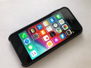 Мобильный телефон iPhone 5S 16gb