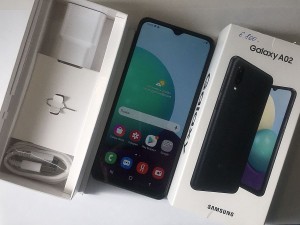 Мобильный телефон Samsung a02 32GB