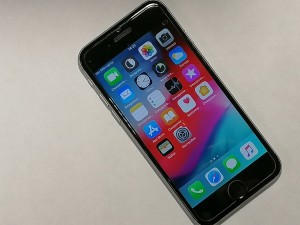 Мобильный телефон Apple iPhone 6 16GB