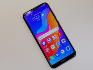 Мобильный телефон Honor 8а 32GB
