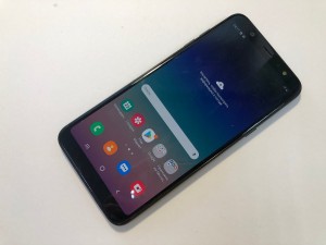 Мобильный телефон Samsung Galaxy A6+